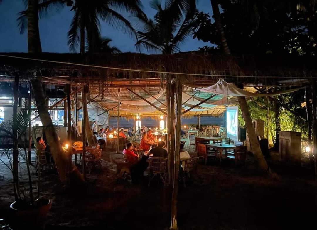 Anahata Retreat Beach Front Ashwem Goa Mandrem Exterior photo