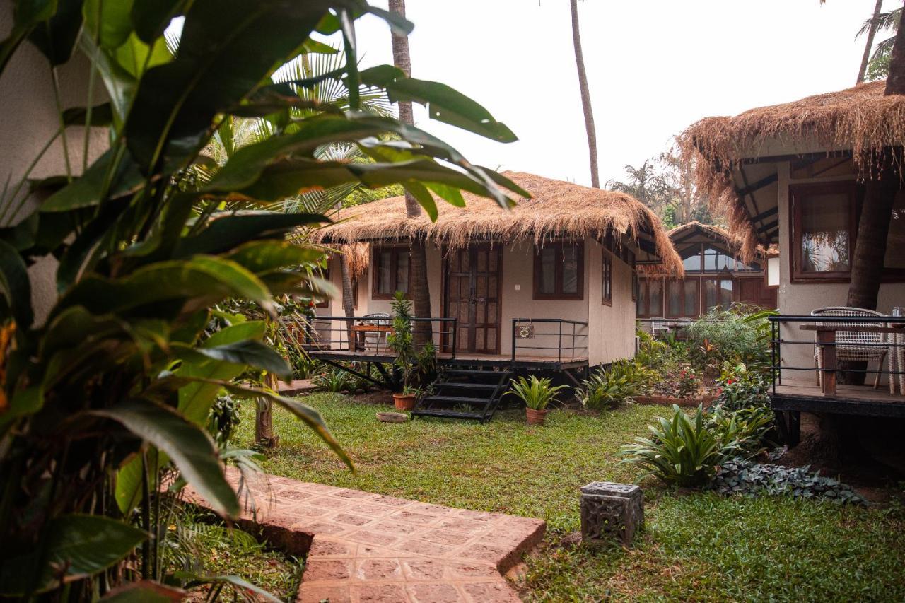 Anahata Retreat Beach Front Ashwem Goa Mandrem Exterior photo